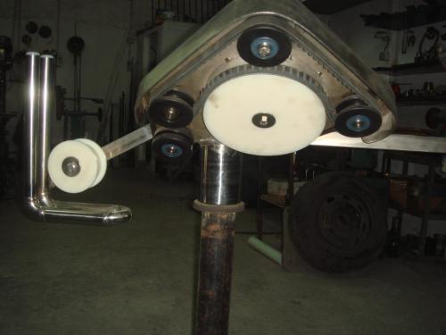 ΜΕΣΑΙΟ ΜΕ ΔΥΟ ΥΜΑΝΤΕΣ