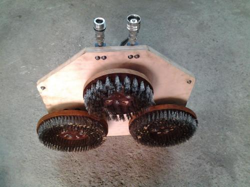 BRUSH KART ΜΕΣΑΙΟ (2).jpg